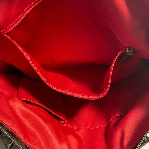 Coach Poppy C Glam Graffiti Hearts Shoulder Bag EUC - Picture 5 of 9